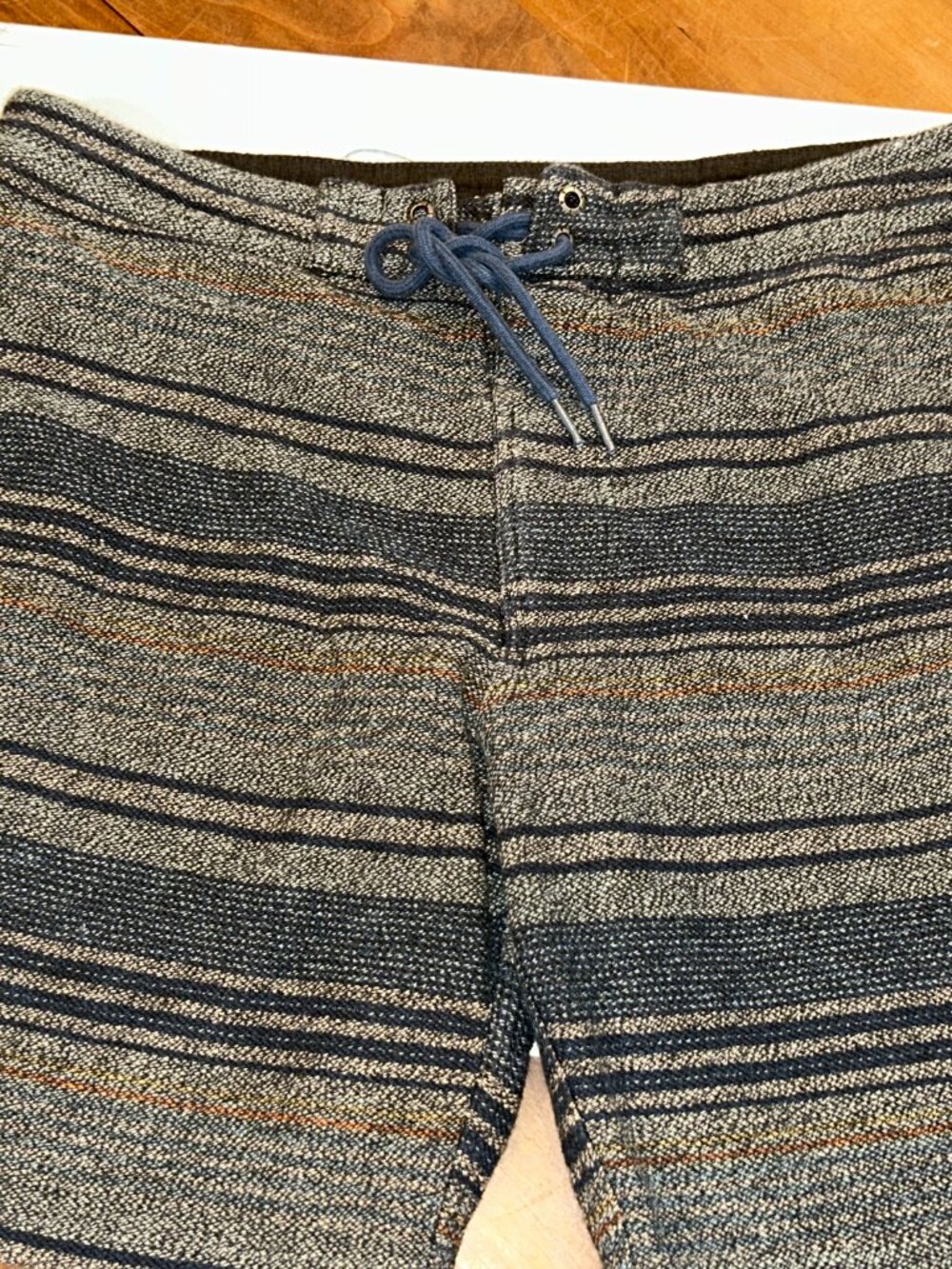Vissla Shorts, Men's Medium grey/blue, 7.5 inseam cotton blend